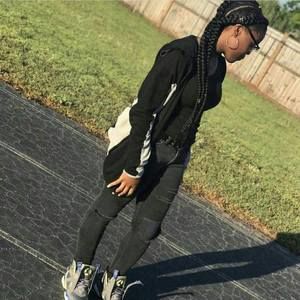 Meet your Posher, Teetee